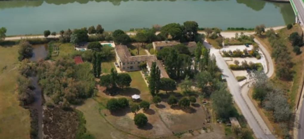 Vacances En Camargue Proche De La Mer Climatise エーグ・モルト エクステリア 写真